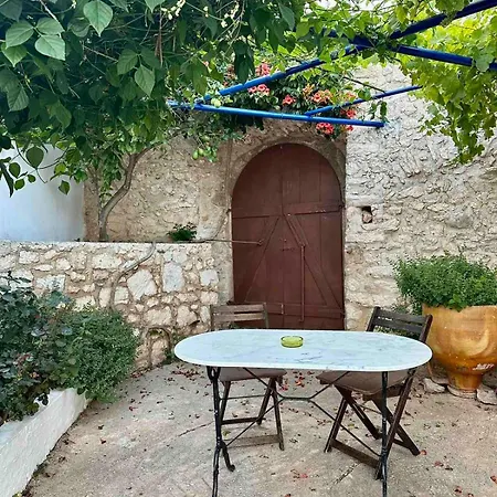 The Old Barrel Vakantiehuis Livadi (Kythira)